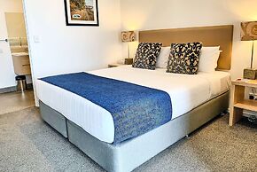 Ramada Suites By Wyndham Albany