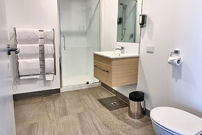 Ramada Suites By Wyndham Albany