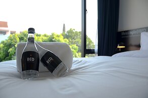 Bed Chiangmai Gate Hotel