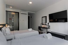 Bed Chiangmai Gate Hotel