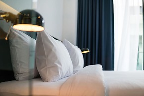 Bed Chiangmai Gate Hotel