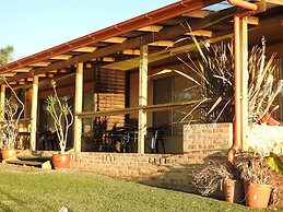 Lake Edge Holiday Units