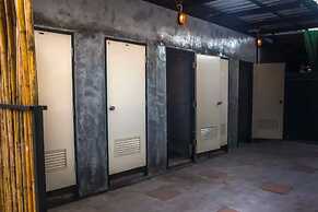 Phanganist Hostel