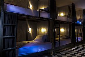 Phanganist Hostel