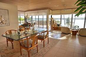 BRF1569 4 Bedroom Holiday Home by Marco Naples Vacation Homes