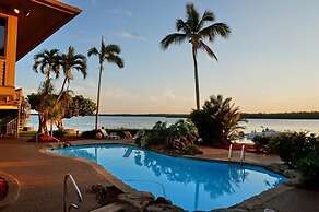 BRF1569 4 Bedroom Holiday Home by Marco Naples Vacation Homes