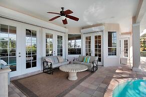 BRF335 3 Bedroom Holiday Home by Marco Naples Vacation Homes