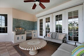 BRF335 3 Bedroom Holiday Home by Marco Naples Vacation Homes