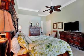 COPPER20 5 Bedroom Holiday Home by Marco Naples Vacation Homes