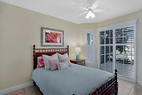 COPPER20 5 Bedroom Holiday Home by Marco Naples Vacation Homes