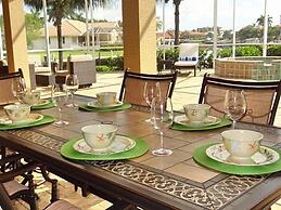 DOVE816 4 Bedroom Holiday Home by Marco Naples Vacation Homes