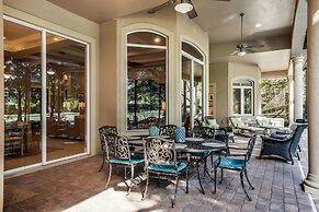 MAJ8978 4 Bedroom Holiday Home by Marco Naples Vacation Homes