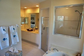 MANOR41 3 Bedroom Holiday Home by Marco Naples Vacation Homes