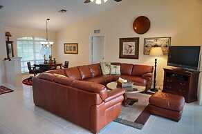 MANOR41 3 Bedroom Holiday Home by Marco Naples Vacation Homes