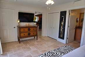 NP100TH 712 3 Bedroom Holiday Home by Marco Naples Vacation Homes