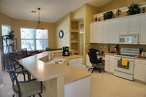 SHEF2024 4 Bedroom Holiday Home by Marco Naples Vacation Homes