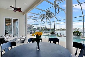 SMARCO919 5 Bedroom Holiday Home by Marco Naples Vacation Homes