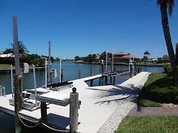 SNOW190 4 Bedroom Holiday Home by Marco Naples Vacation Homes