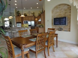 SNOW190 4 Bedroom Holiday Home by Marco Naples Vacation Homes