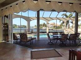 SNOW190 4 Bedroom Holiday Home by Marco Naples Vacation Homes