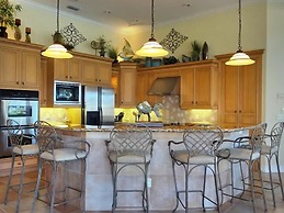 SNOW190 4 Bedroom Holiday Home by Marco Naples Vacation Homes