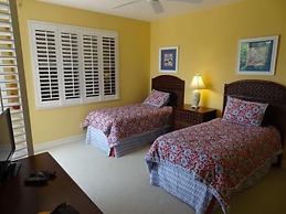 SNOW190 4 Bedroom Holiday Home by Marco Naples Vacation Homes