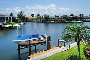 SNOW198 3 Bedroom Holiday Home by Marco Naples Vacation Homes