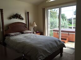 SPIN451 3 Bedroom Holiday Home by Marco Naples Vacation Homes