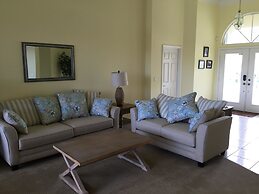 SPIN451 3 Bedroom Holiday Home by Marco Naples Vacation Homes