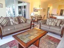 SPIN451 3 Bedroom Holiday Home by Marco Naples Vacation Homes