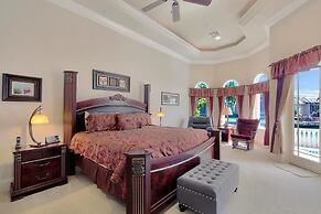 SPIN509 4 Bedroom Holiday Home by Marco Naples Vacation Homes
