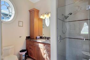 SPIN509 4 Bedroom Holiday Home by Marco Naples Vacation Homes