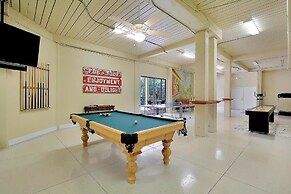 SPIN516 5 Bedroom Holiday Home by Marco Naples Vacation Homes