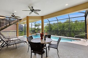 SPIN516 5 Bedroom Holiday Home by Marco Naples Vacation Homes