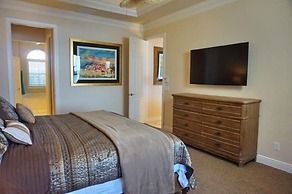 TO1120 4 Bedroom Holiday Home by Marco Naples Vacation Homes