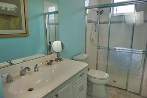 TO1120 4 Bedroom Holiday Home by Marco Naples Vacation Homes