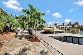 WH1074 3 Bedroom Holiday Home by Marco Naples Vacation Homes