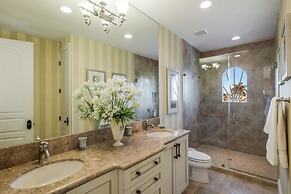 WIN1288 4 Bedroom Holiday Home by Marco Naples Vacation Homes