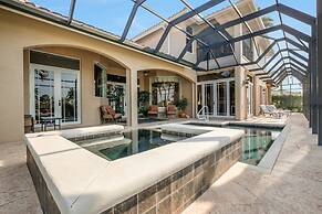 WIN1288 4 Bedroom Holiday Home by Marco Naples Vacation Homes