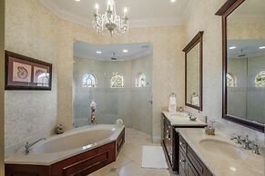 WIN1288 4 Bedroom Holiday Home by Marco Naples Vacation Homes