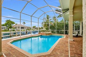 SMARCO1255 3 Bedroom Holiday Home by Marco Naples Vacation Homes