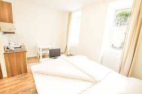 Grand Central Apartments