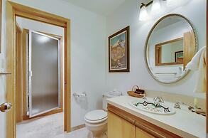 Lulu City 4C 2 Bedroom Condo By Accommodations in Telluride