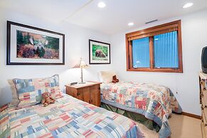 Pacific Street 3 Bedroom Condo By Accommodations in Telluride