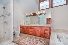 Pacific Street 3 Bedroom Condo By Accommodations in Telluride