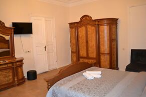 Rustaveli 36 Hotel