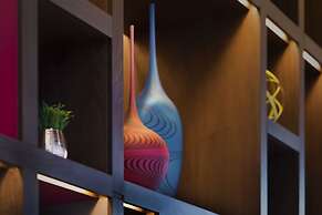 Holiday Inn Hotel & Suites Montreal Centre-ville Ouest by IHG