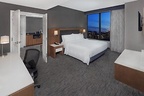 Holiday Inn Hotel & Suites Montreal Centre-ville Ouest by IHG