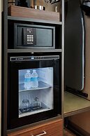 AC Hotel by Marriott Cincinnati at The Banks