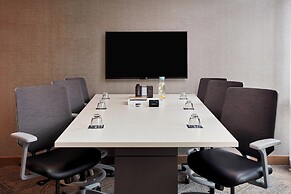 AC Hotel by Marriott Cincinnati at The Banks